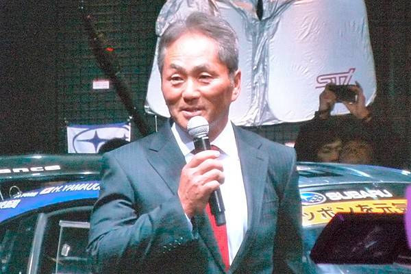 東京オートサロン2016の会場で総監督のSTIの辰巳英治氏がブリーフィング。「GT300では3勝はしたい」と語った