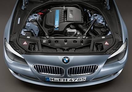 BMW Active Hybrid 5の画像