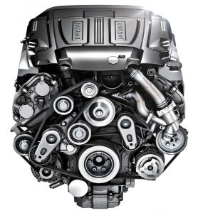 ジャガー2013年モデルのエンジン画像