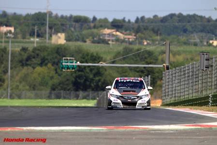 ホンダ･シビックWTCC テスト走行3　画像