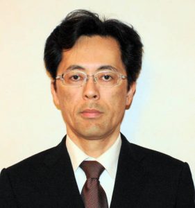 内山賢氏