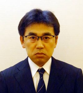 岩崎剛氏