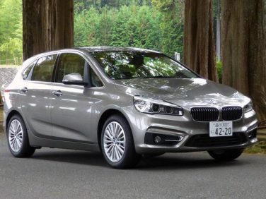 BMW 218i アクティブツアラー