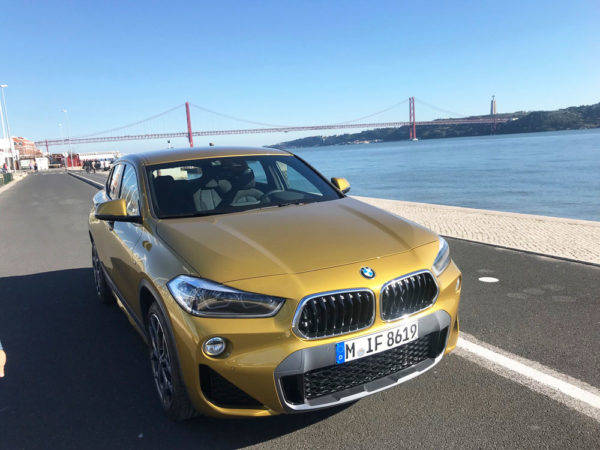 VOL.102 吉田由美のピンポイント＆チャームポイント　BMW　X2　フロントイメージ