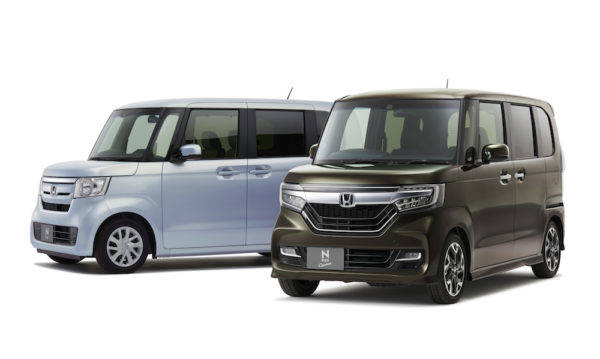 ホンダ　N-BOX　新車販売台数３年連続1位