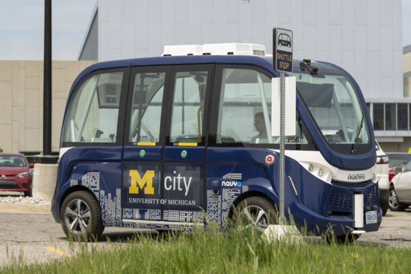 グッドイヤー　ミシガン大学の自動運転プロジェクト　Mcityに参画　バスタイプの自動運転試験車