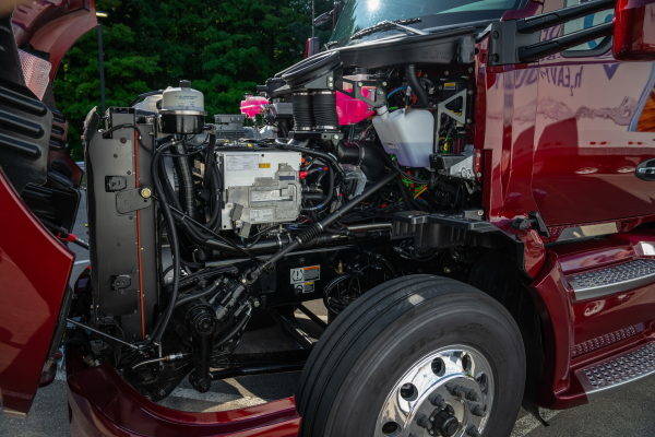 トヨタ 燃料電池 FC 大型商用トラック 改良型 エンジン