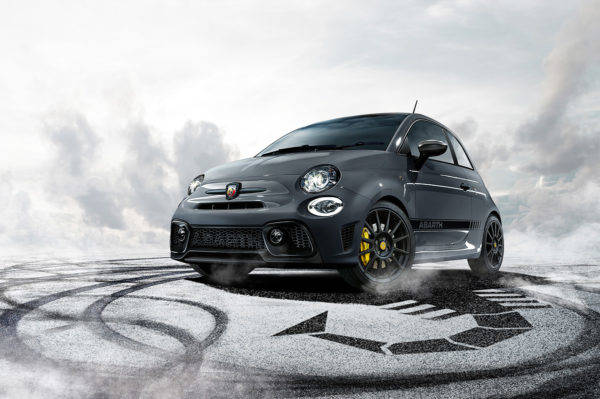 Abarth 595 Competizione Performance Package II 外観イメージ