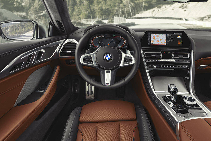 BMW 8シリーズ M850i xDrive
