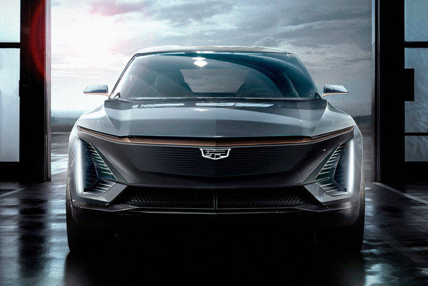 GM、キャデラックが新型EVプラットフォーム採用のコンセプトモデル発表