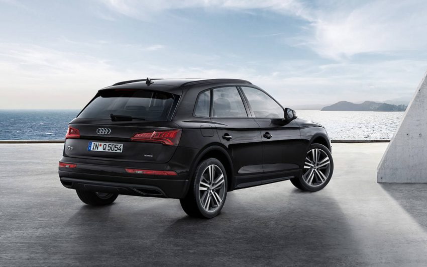 アウディ Q5 TDI 1st edition black styling