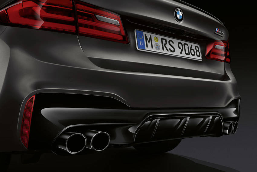 BMW 誕生35周年記念 特別限定車「M5 35 Jahre Edition」