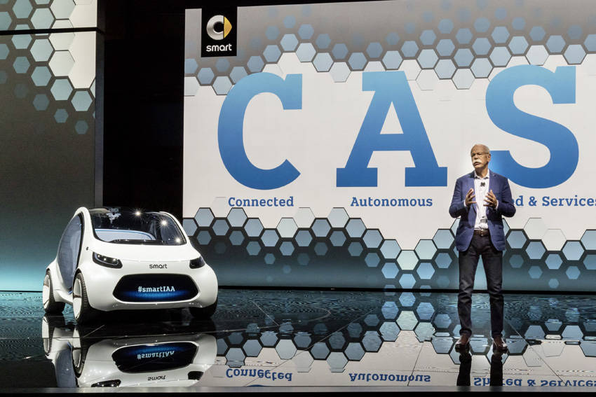 2016年のパリ・モーターショーにおけるダイムラー社のプレゼンテーションで「CASE」という言葉が誕生