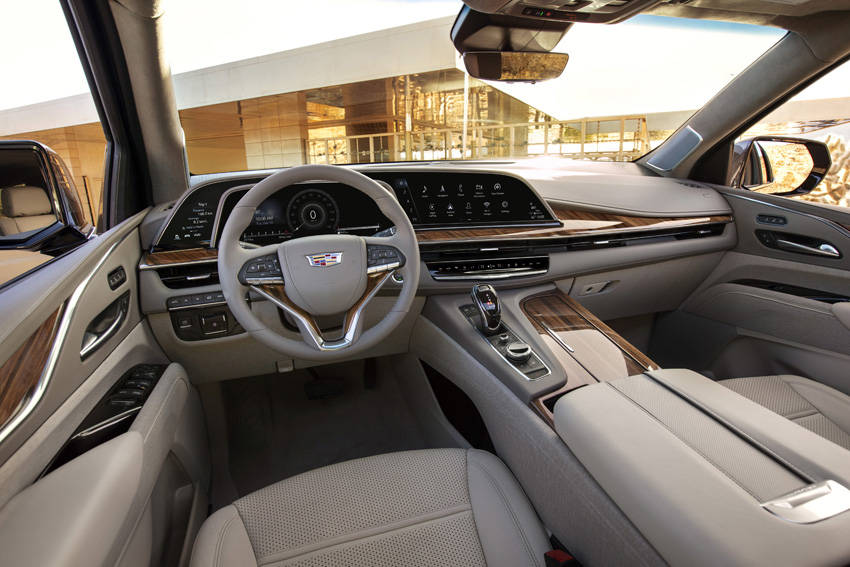 GM フルサイズSUVの新型キャデラック「エスカレード」発表