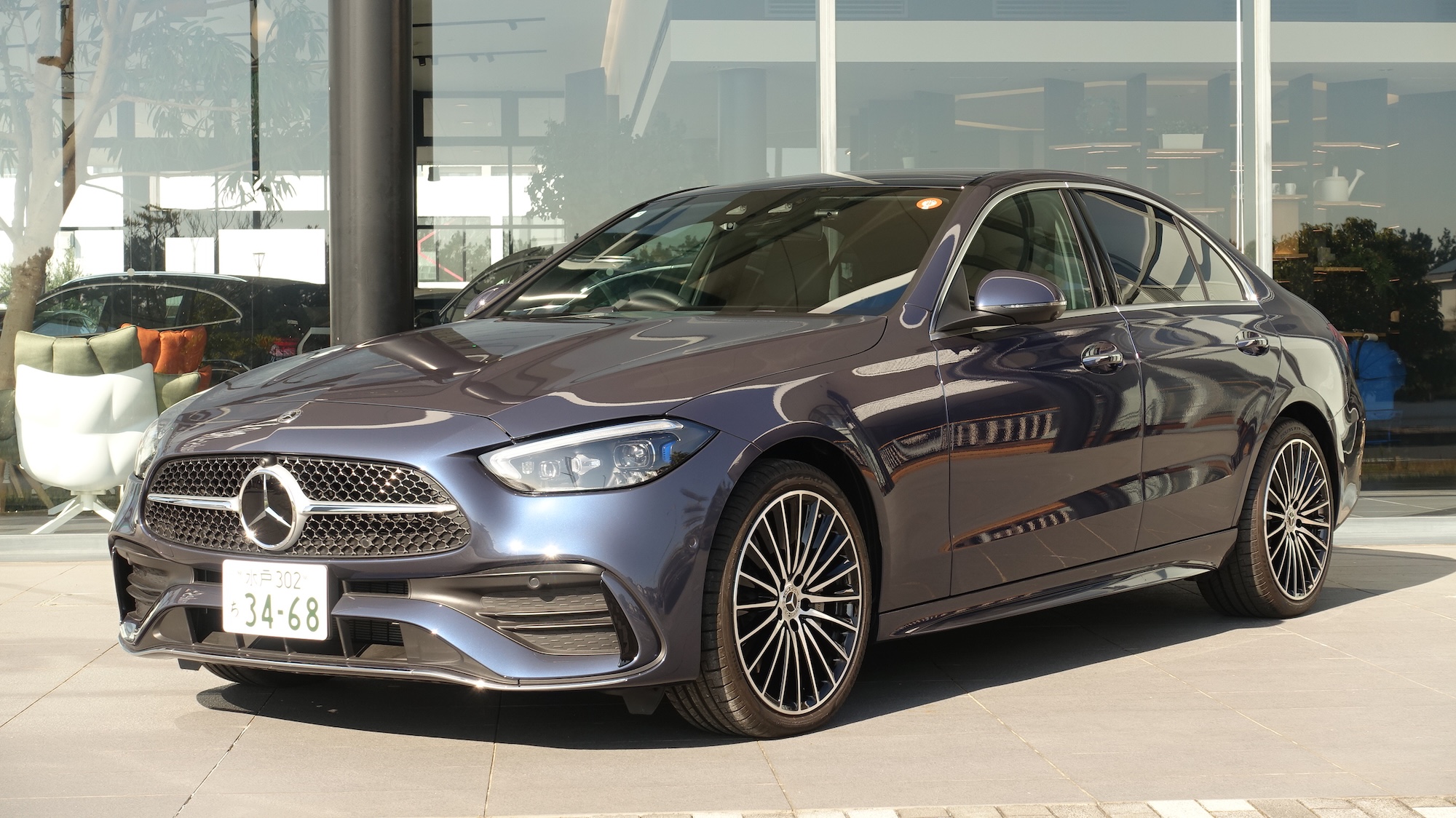 【メルセデスベンツCクラス】装備の見直しで、Sクラス譲りのゴージャスな内装と乗り心地　試乗記