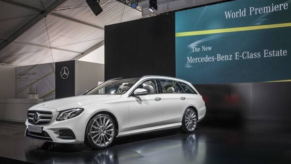 Weltpremiere des neuen E-Klasse T-Modells beim MercedesCup in Stuttgart