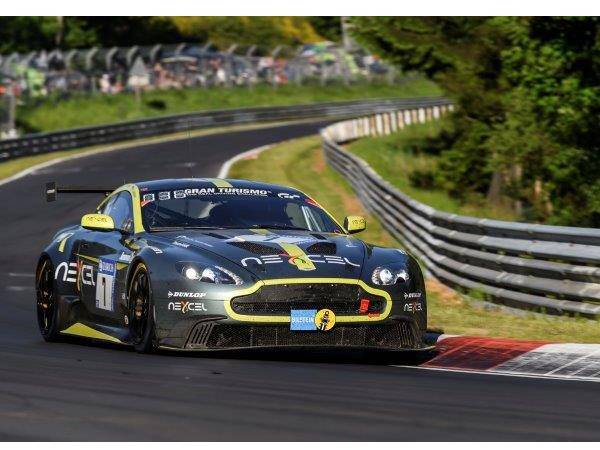 Vantage GT8がニュルブルクリンク24時間レースSP8クラスで優勝