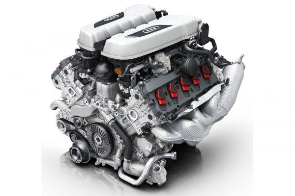 アウディ R8スパイダー V10エンジン