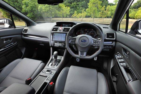 スバル WRX S4 VAG D型 インテリア