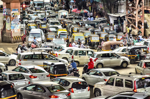 ボッシュ　モビリティ　エクスペリエンス2017　インドでの交通渋滞イメージ
