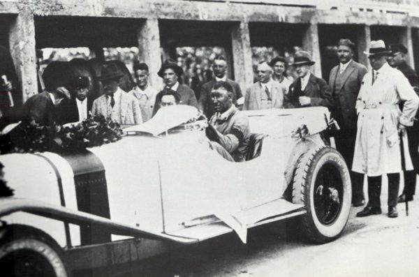 ニュルブルクリンク　1927年　アイフェルGP　優勝車　メルセデスS　ドライバーはO・メルツ