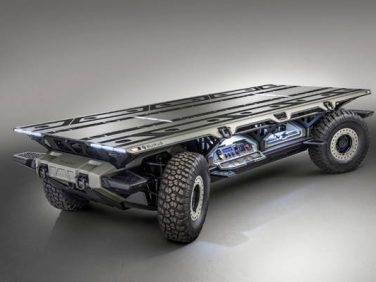 GM 自動運転の燃料電池システムを搭載した陸軍用プラットフォームを公開
