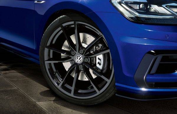 Golf R Performance　専用19インチホイール